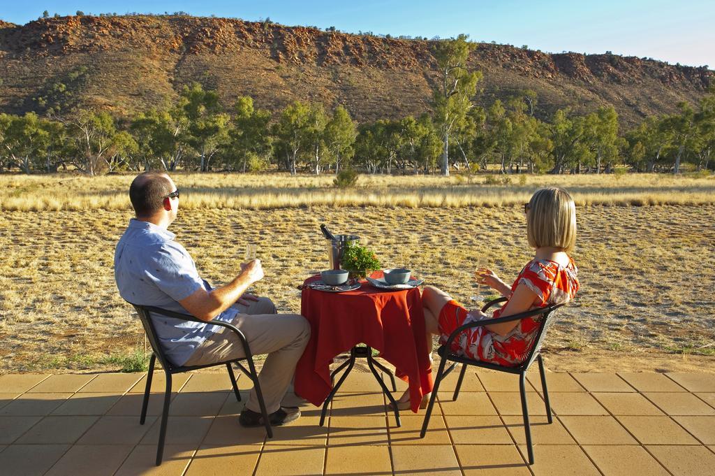 Squeakywindmill Boutique Tent B&B Alice Springs Exterior photo